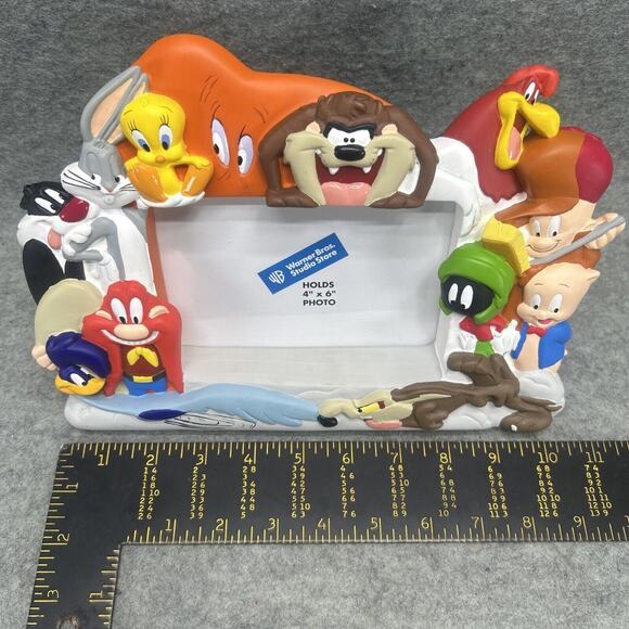NEW VTG 1998 Warner Bros Looney Tunes 4x6 Picture Frame 3D Resin Classic Cartoon - Picture 5 of 13